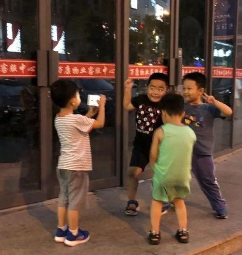 娱乐吃瓜头像男